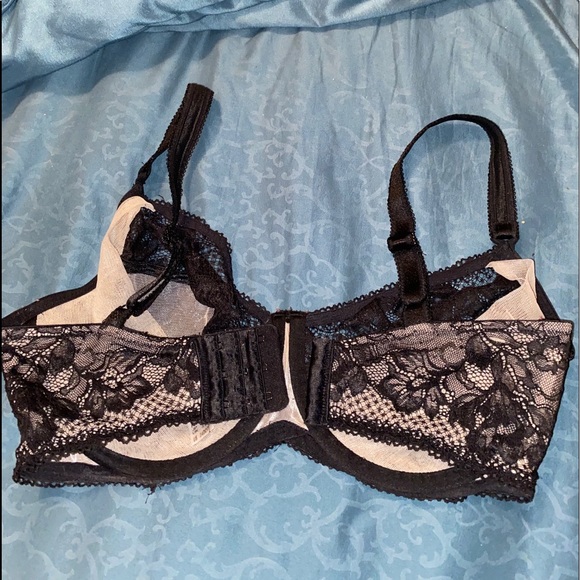 bra - Picture 2 of 3